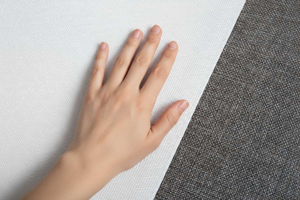 Quel sommier pour matelas hybride ? Une typologie est préférable