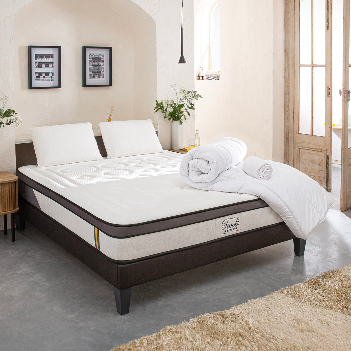 Prêt-à-dormir TIVOLI avec Sommier, Couette, Oreillers et Protège-matelas