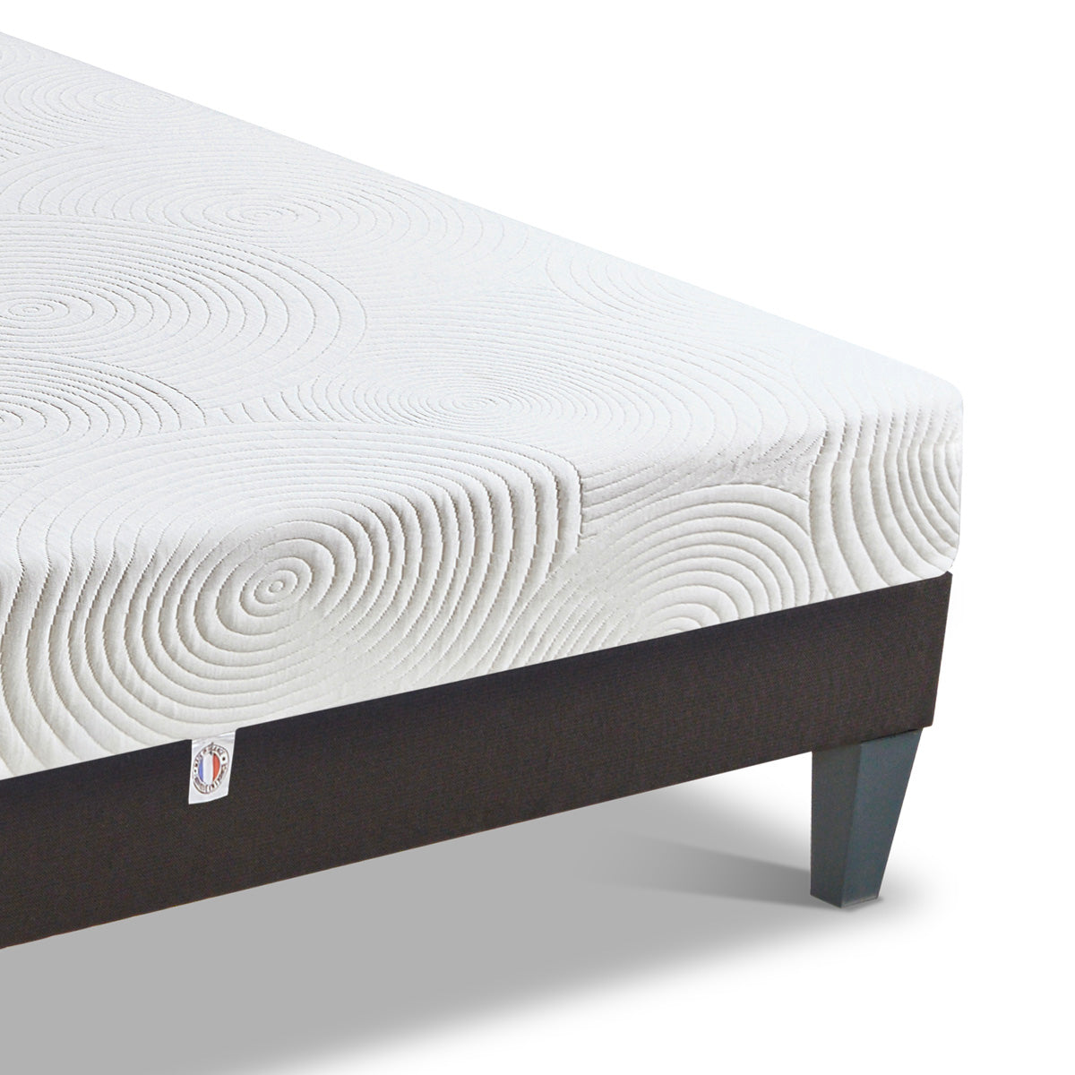 Prêt-à-dormir VOSGES avec Sommier, Couette, Oreillers et Protège-matelas