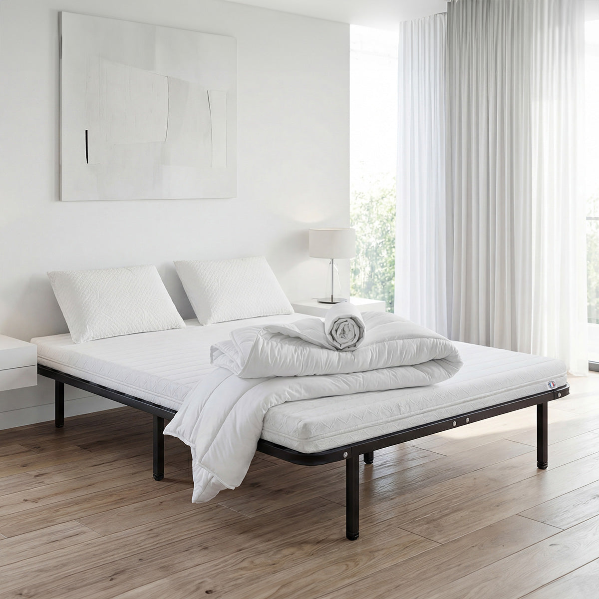 Prêt-à-dormir EGIO avec Cadre à lattes, Couette, Oreillers et Protège-matelas