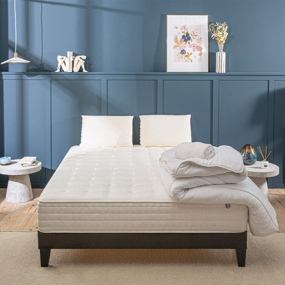 Prêt-à-dormir CHÂTELET avec Sommier, Couette, Oreillers et Protège-matelas