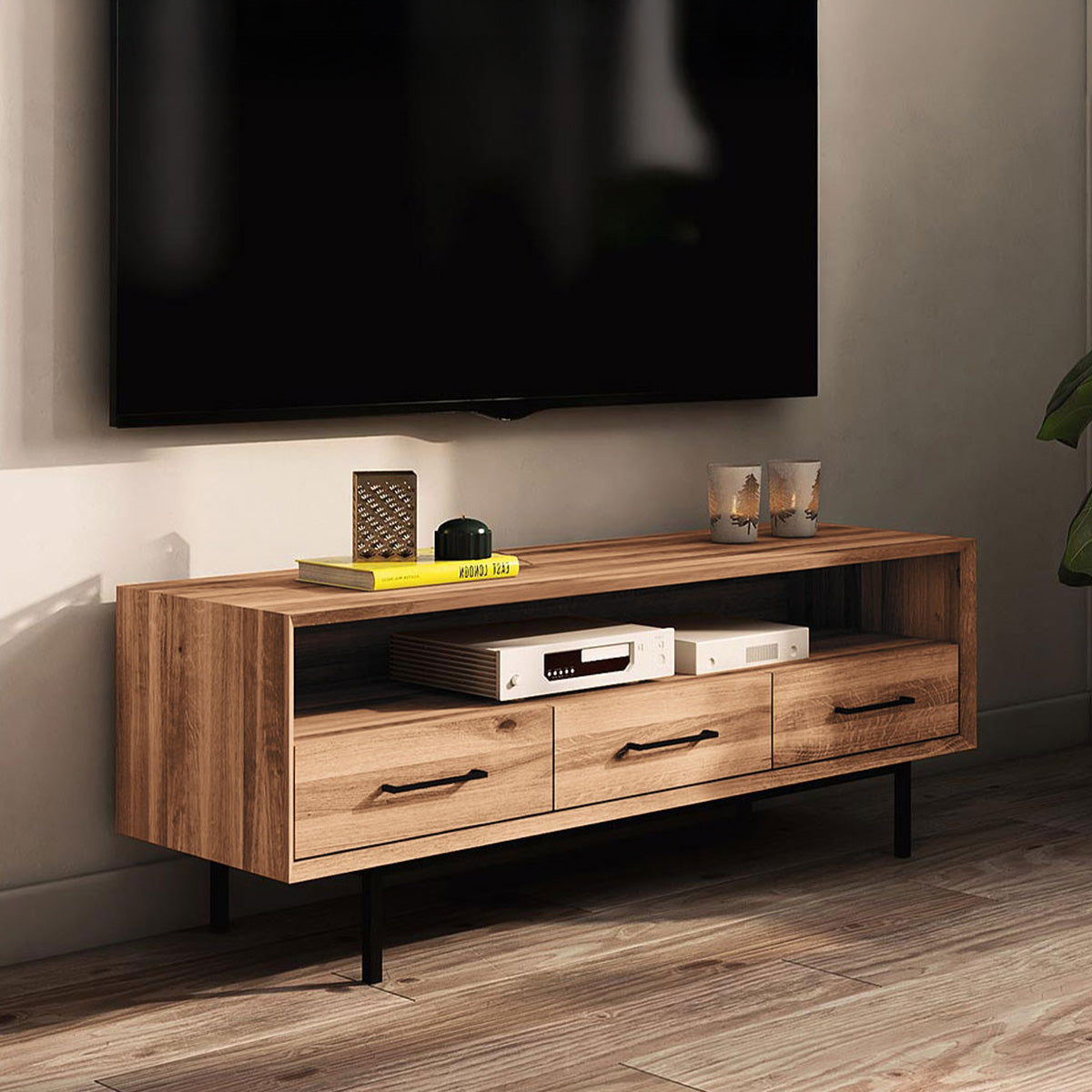 meuble-tv-144-cm-3-tiroirs-bois-massif-hetre-paola
