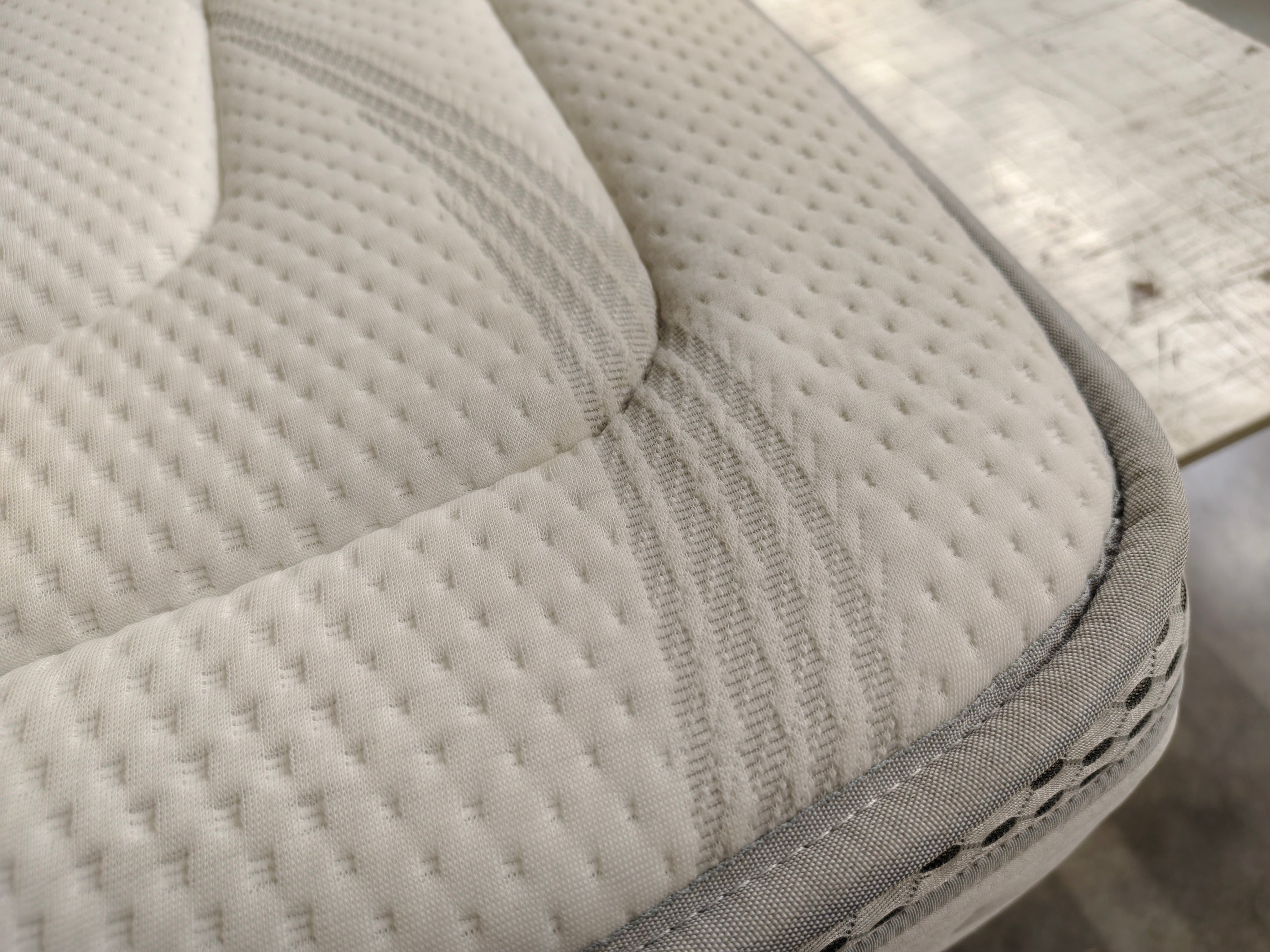 Matelas Hybride 28 cm CONCORDE II - 180x200 - Offre N°492