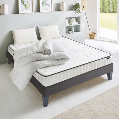 Prêt-à-dormir CRISTAL avec Sommier, Couette, Oreillers et Protège-matelas